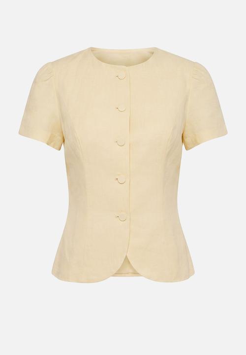 Forever New - Cartia button down top in butter yellow set