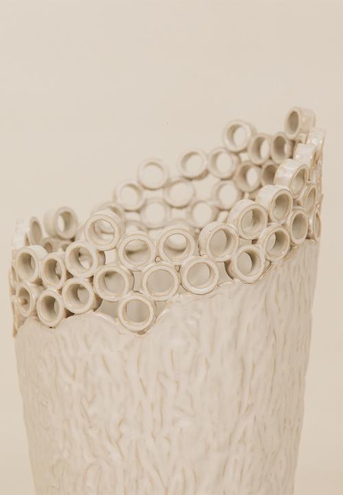 Noha - Cypra large Vase - Cream