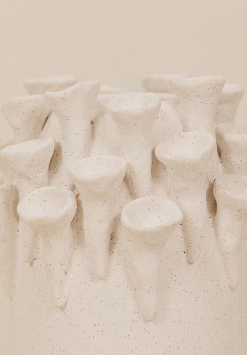 Noha - Kora Vase Small - White