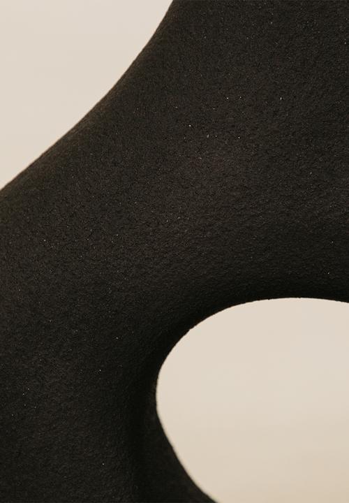 Noha - Meru Vase - Black