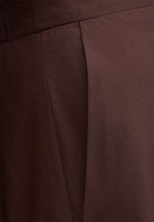 Forever New - Chrissy cotton midi skirt in chocolate