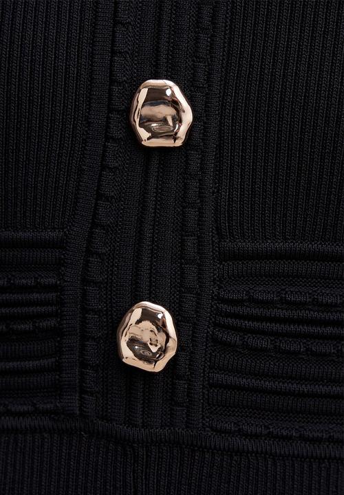 Forever New - Niki v-neck stitch knit dress in black