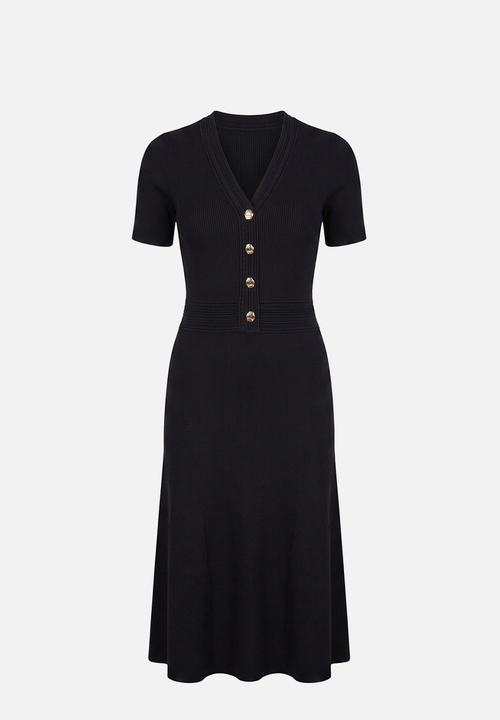 Forever New - Niki v-neck stitch knit dress in black