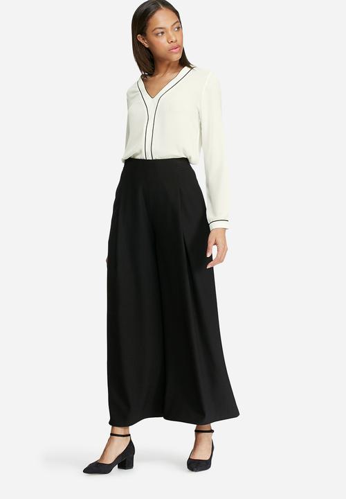 dailyfriday - Tipped formal blouse