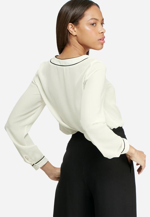 dailyfriday - Tipped formal blouse