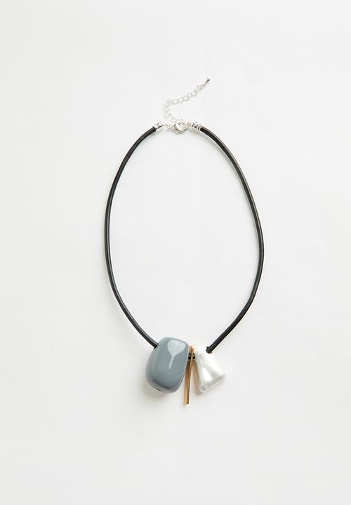 Tessa Design - Lumière Sculptural Pendant Cord Necklace - Multi