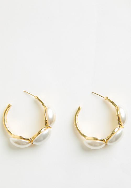 Tessa Design - Paris Pearl Studded Hoop Earrings - Gold
