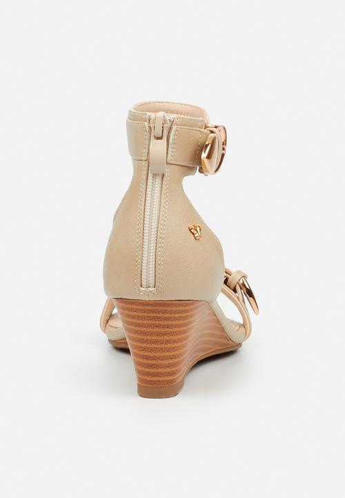 Butterfly Feet - Shani 16 wedge heel - beige
