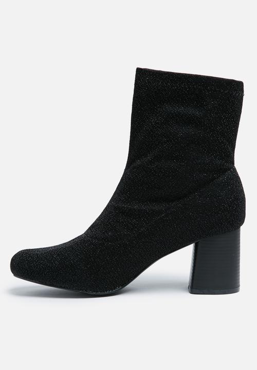 Truffle - Triny - Black