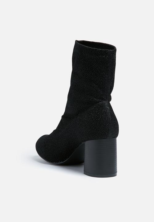 Truffle - Triny - Black