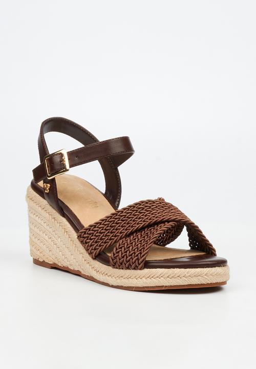 Butterfly Feet - Escada 2 espadrille wedge heel - chocolate