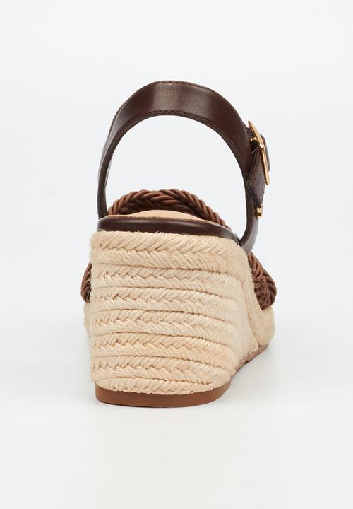 Butterfly Feet - Escada 2 espadrille wedge heel - chocolate