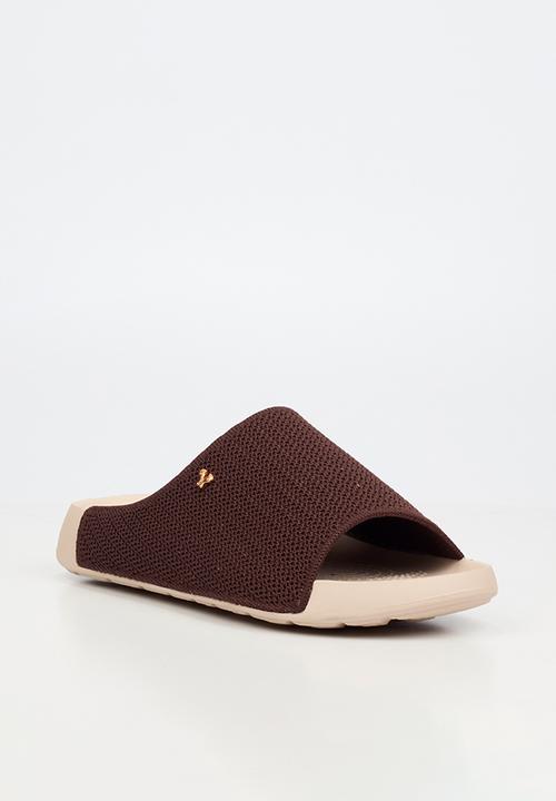 Butterfly Feet - Falken 1 slide - chocolate