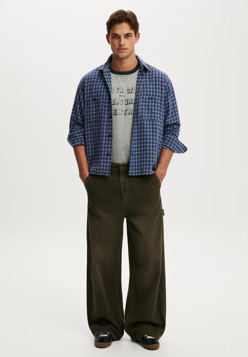 Cotton On - Fitted Graphic T-Shirt-Grey Marle / Akita City
