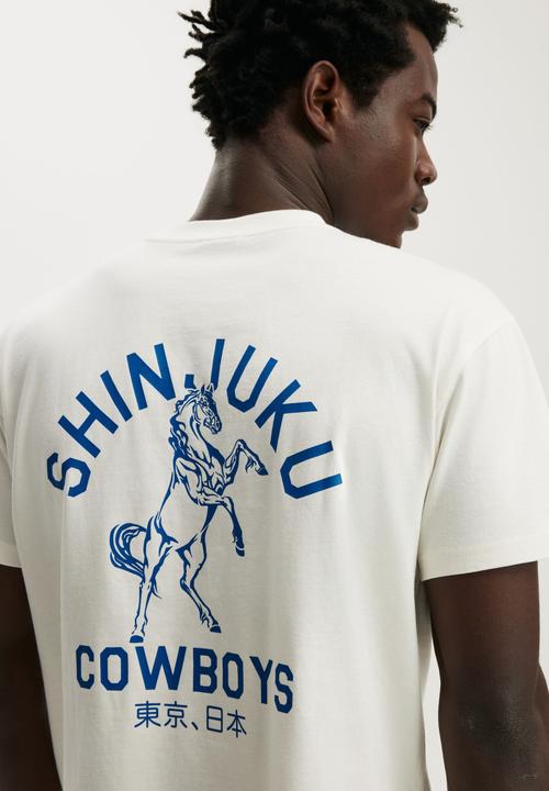 Cotton On - Fitted Graphic T-Shirt-Vintage White / Shinjuku