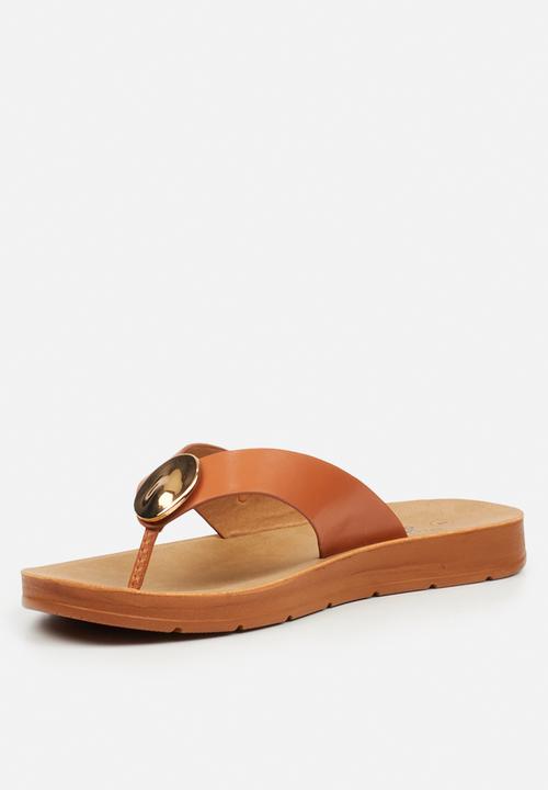Butterfly Feet - Zina 25 thong sandal - tan