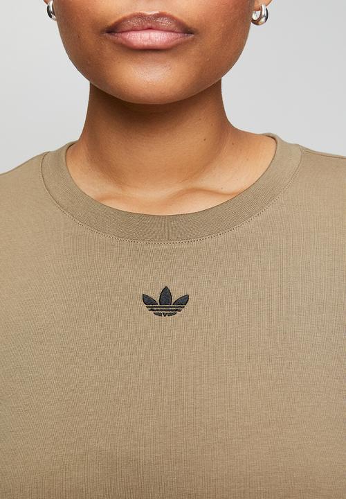 adidas Originals - Plus ess dress w s26 - khaki six/tonal