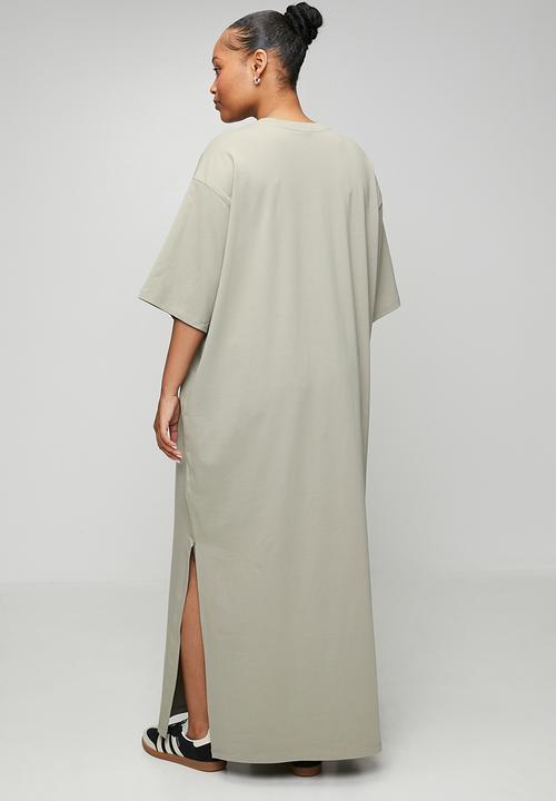 adidas Originals - Plus ess dress w s26 - feather grey/tonal
