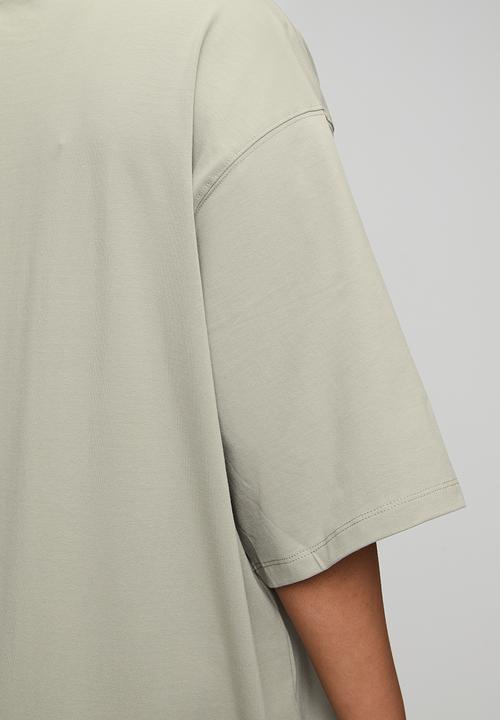 adidas Originals - Plus ess dress w s26 - feather grey/tonal