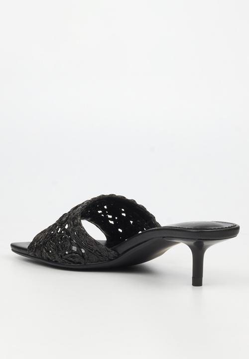 Miss Black - Devlin 1 macrame low heel - black