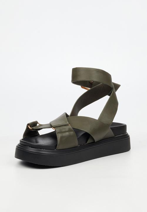 Rock & Co - Absolut 9 cross-over chunky sandal - green