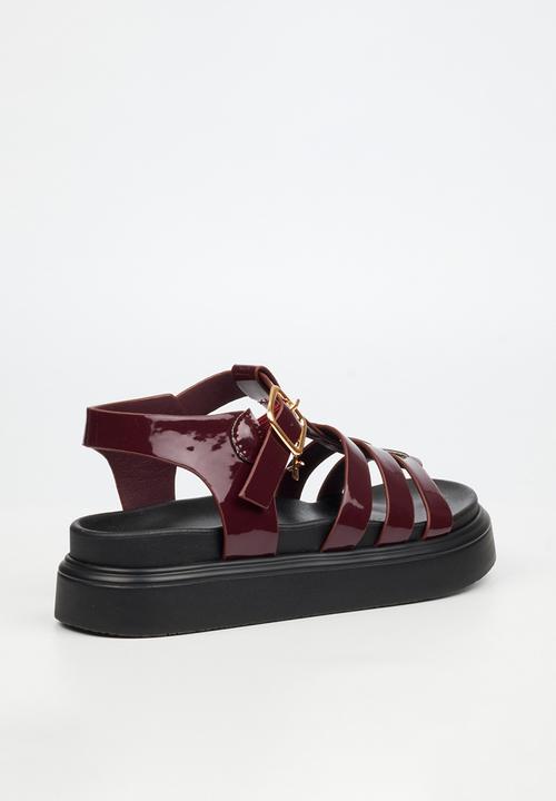Rock & Co - Absolut 11 triple strap t-bar chunky sandal - burgundy