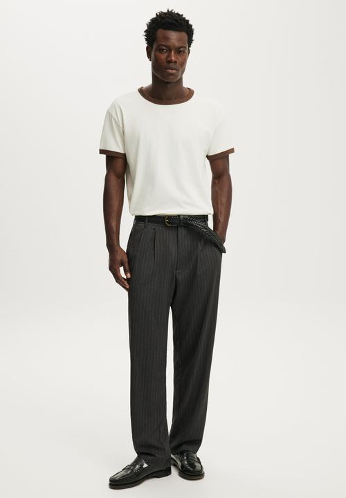 Cotton On - Baggy Pleated Pant - Dark Charcoal Pinstripe