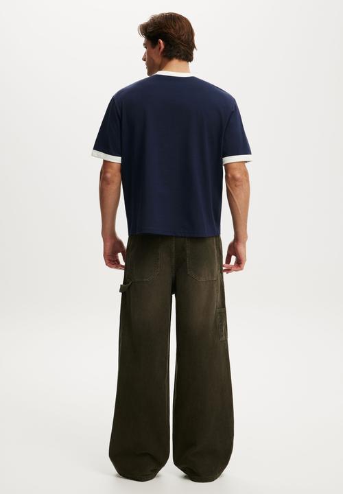Cotton On - Super Baggy Worker Pant - Military Cord