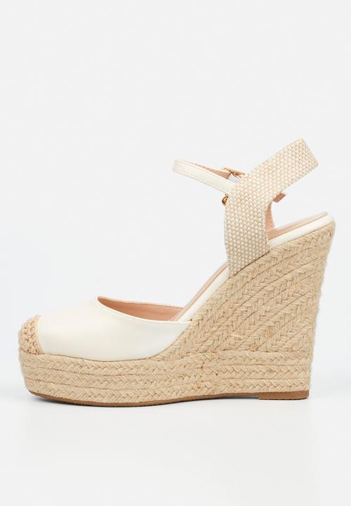 Miss Black - Moniker 9 classic platform wedge - ivory