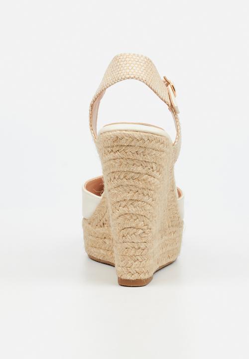 Miss Black - Moniker 9 classic platform wedge - ivory