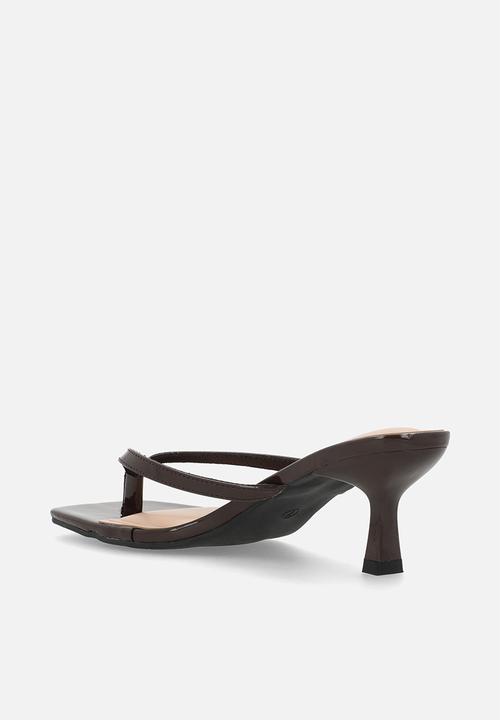 Madison® - Dial open toe mule - chocolate