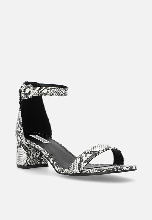 Madison® - Amira 4 open toe ankle strap - black white