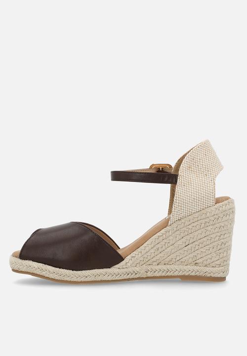 Madison® - Poison open toe ankle strap - chocolate