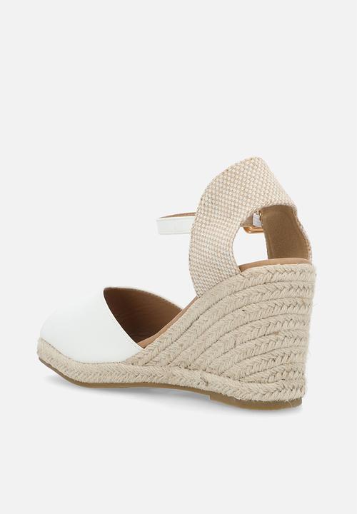 Madison® - Poison open toe ankle strap - white