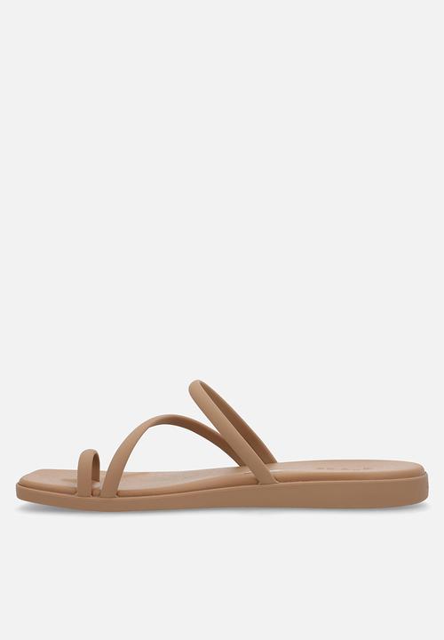 Crocs - Miami Toe Loop Sandal - Milk Chocolate