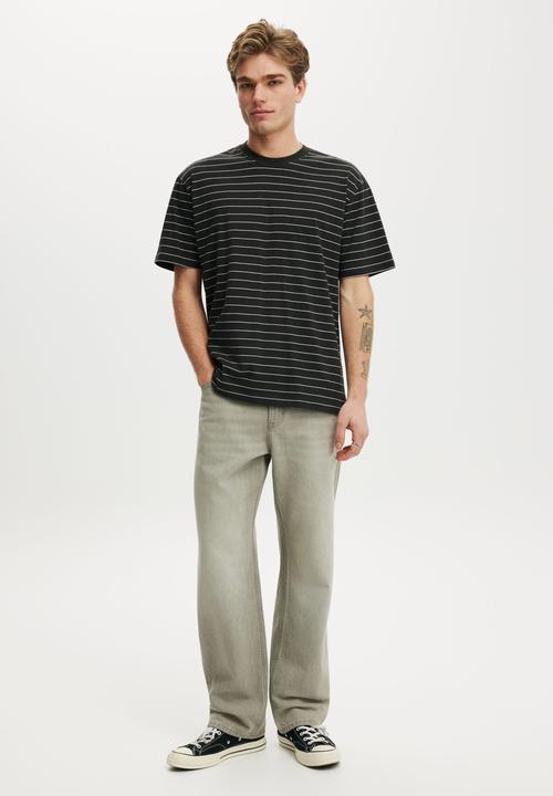 Cotton On - Everyday Fit T-shirt - Washed Black/Vintage White Stripe