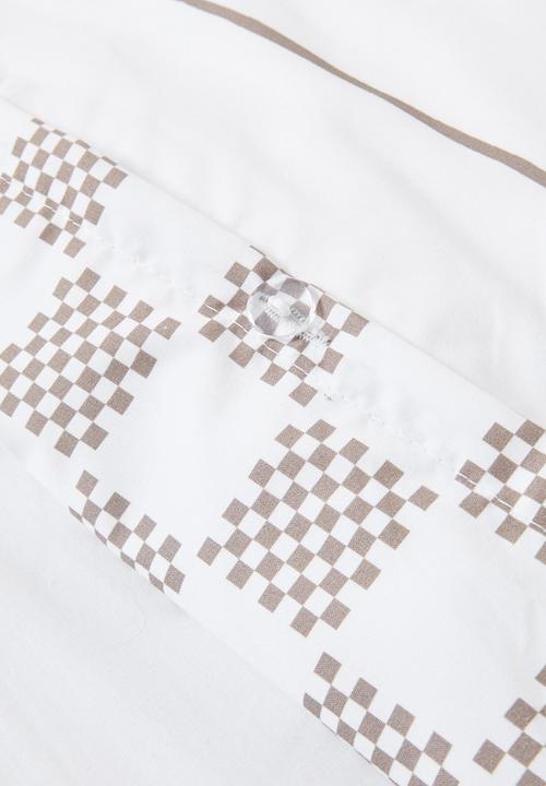 Sixth Floor - Distressed Check Super Soft Kids Duvet Set - Neutral