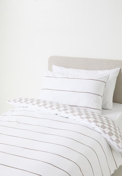 Sixth Floor - Distressed Check Super Soft Kids Duvet Set - Neutral