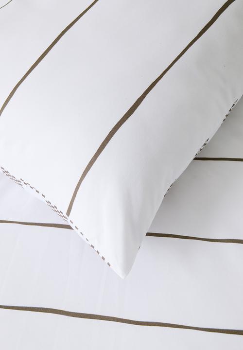 Sixth Floor - Distressed Check Super Soft Kids Duvet Set - Neutral