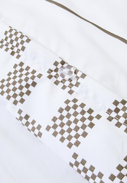 Sixth Floor - Distressed Check Super Soft Duvet Set - Neutral