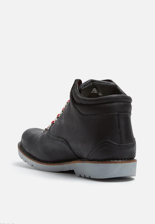 basicthread - Tinashe leather boot