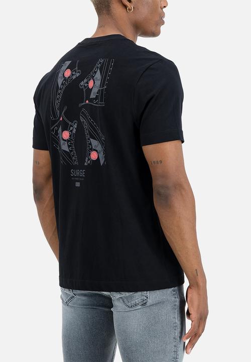 S.P.C.C - Surge Riven Tee - Black