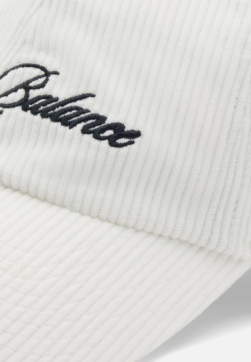 New Balance  - 47 Cord Chainstitch Clean Up Cap - Sea Salt