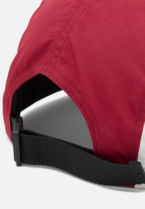 New Balance  - 47 Multi-Colored 5-Panel Cap - Podium Red