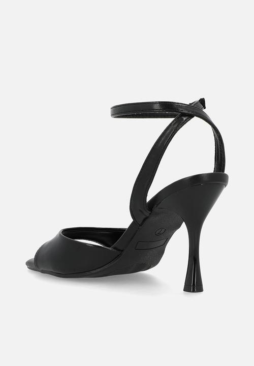 Madison® - Gretta open toe ankle strap - black