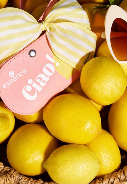 essence - Ciao! sunglasses pouch - 01 La Sunny Vita