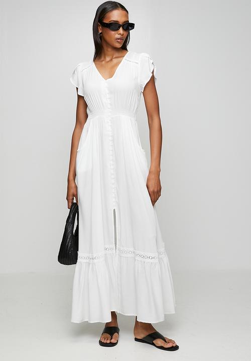 Stella Morgan - Cap Sleeve With Flutter V-Neck Button Through Maxi Plain Colour Maxi Dress With Ladder Lace Trim - White