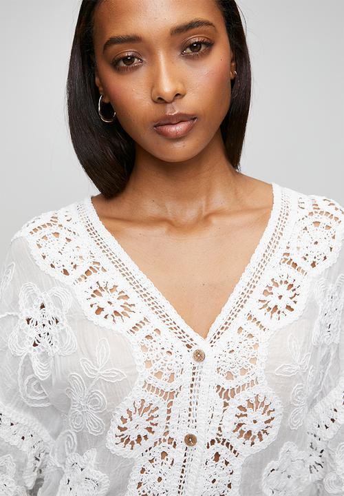 MANDI - Easy Wearing Batwing Sleeve Crochet 3 Buttoned Top - Ivory