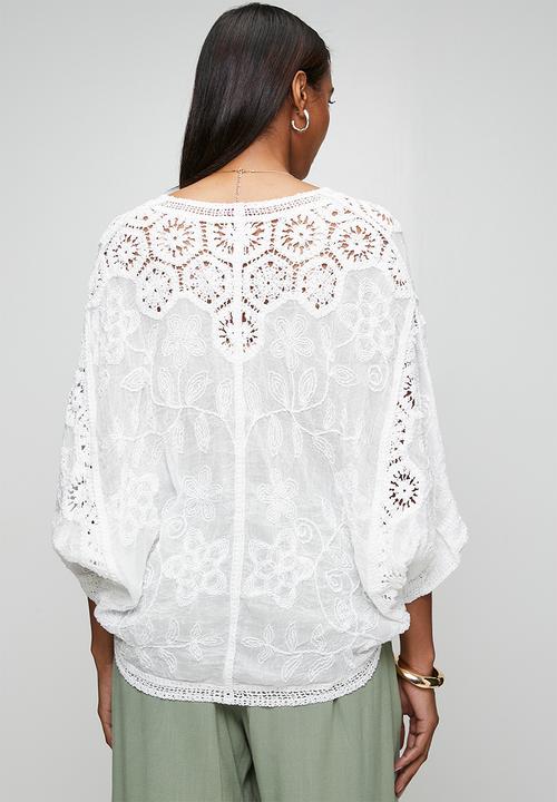 MANDI - Easy Wearing Batwing Sleeve Crochet 3 Buttoned Top - Ivory