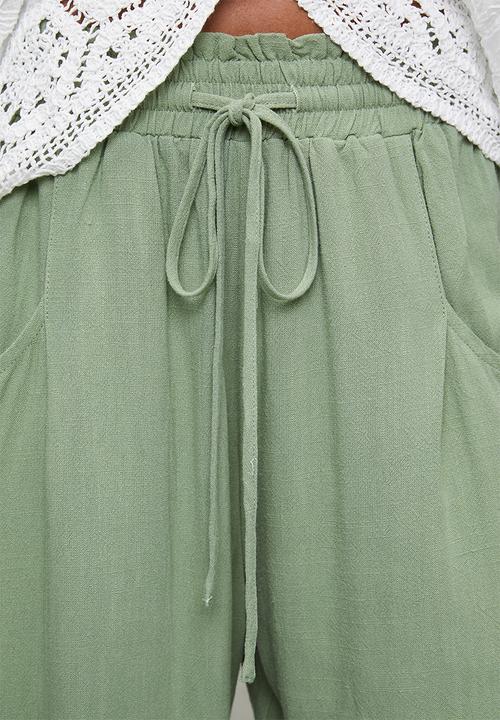 Izabel London - 3/4 Length Drawcord Straight Leg Pant - Sage